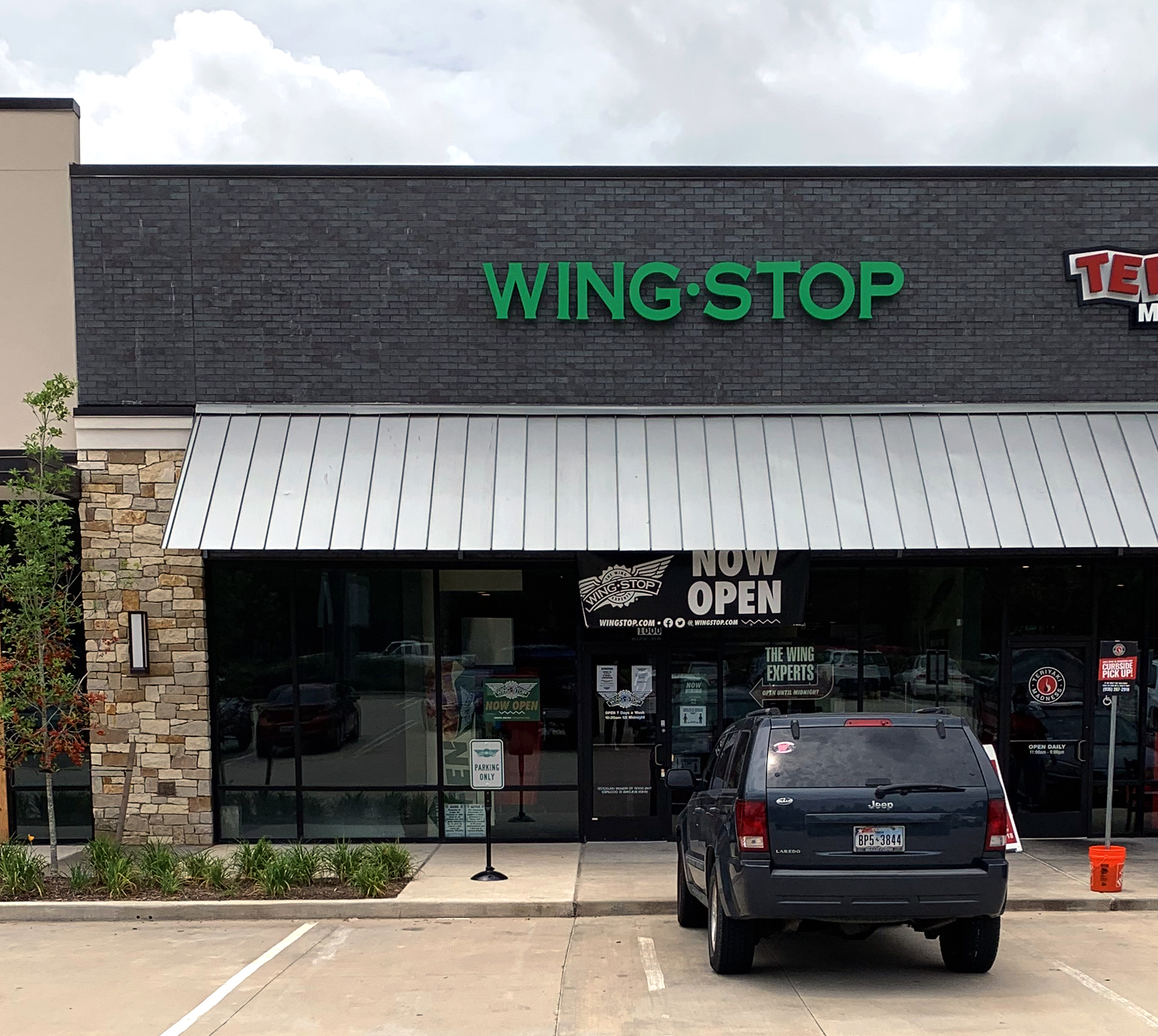 Wingstop Now Open at 336 Marketplace!